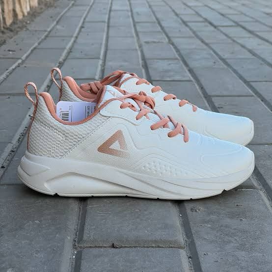 Peak off-White Brown – Image 6